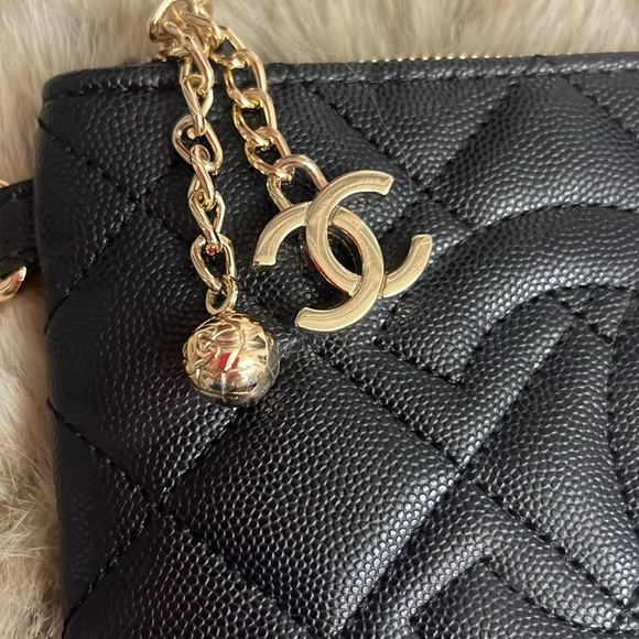 New GWP Chanel quilted clutch/ wallet bag. - Picture 5 of 11